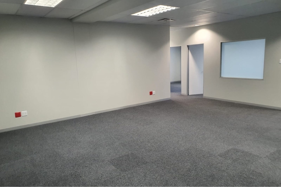 To Let commercial Property for Rent in Newton Park Eastern Cape